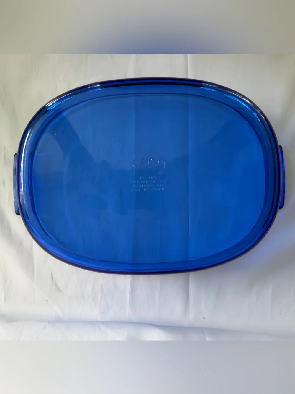 PYREX COBALT BLUE OVAL BAKING DISH with Handles 702